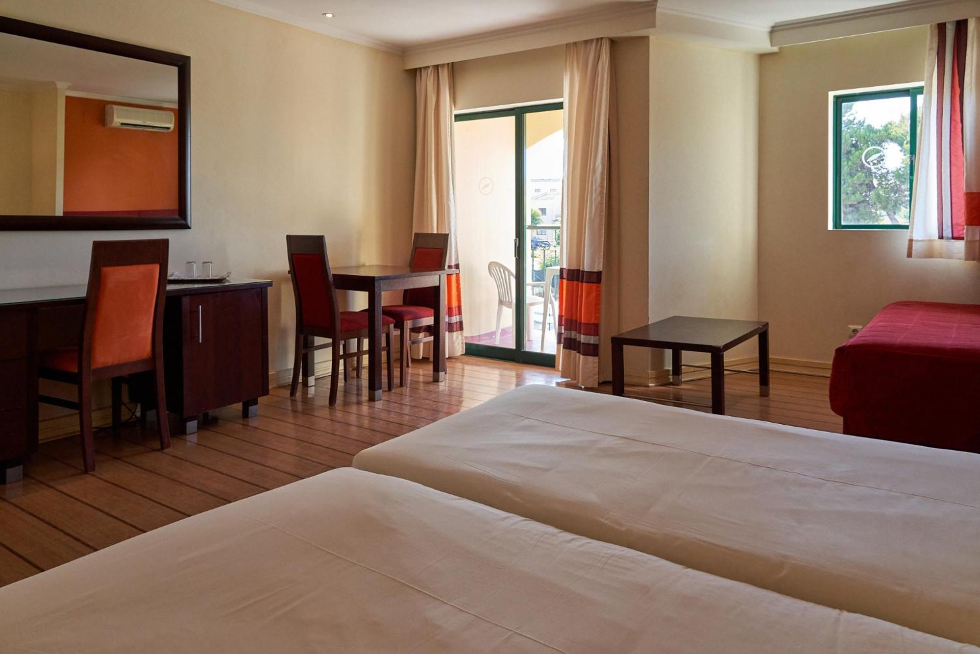 Hotel The Navigator Alvor Esterno foto