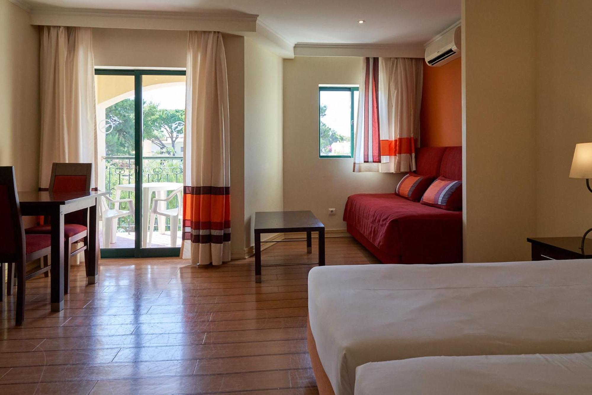 Hotel The Navigator Alvor Esterno foto