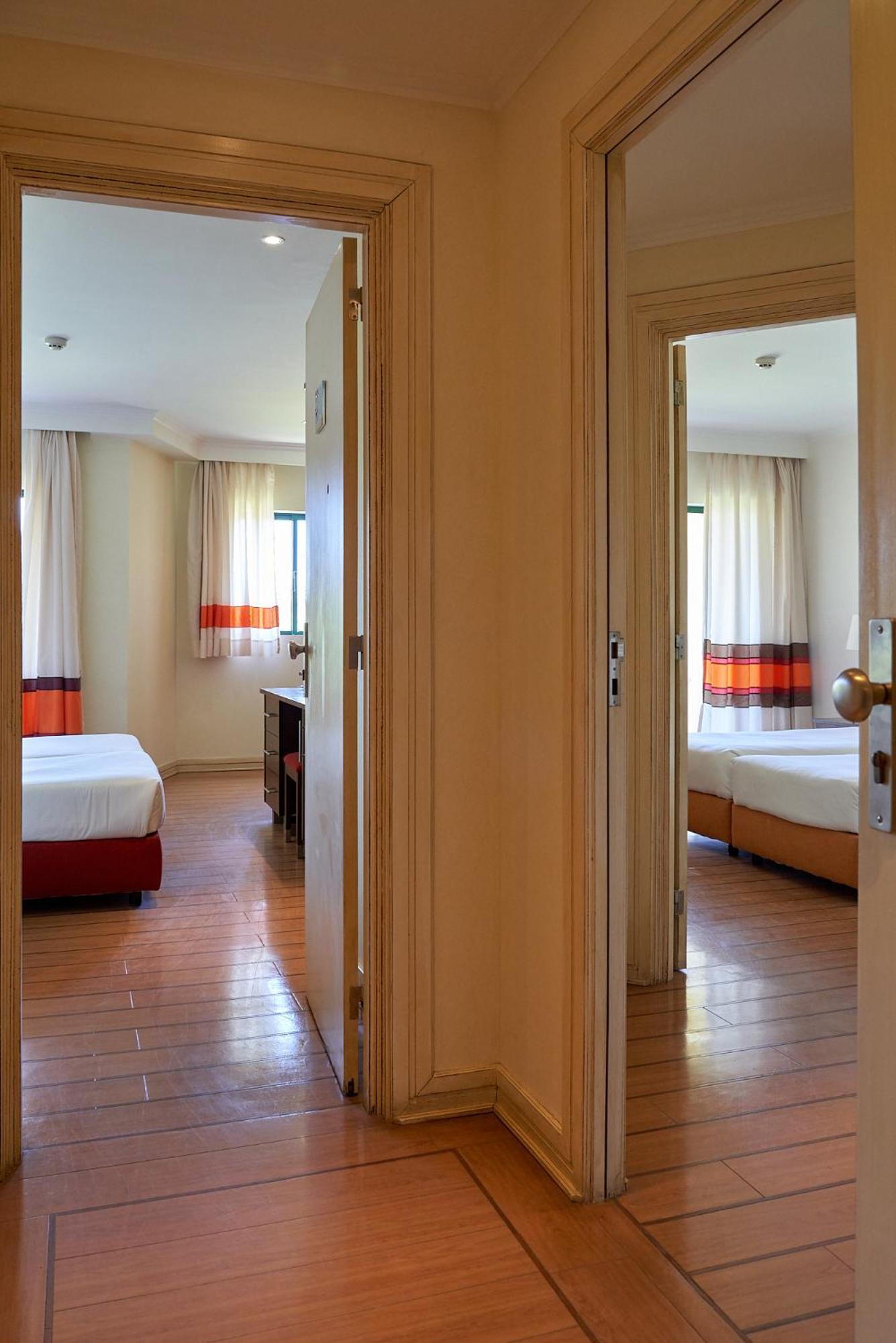 Hotel The Navigator Alvor Esterno foto
