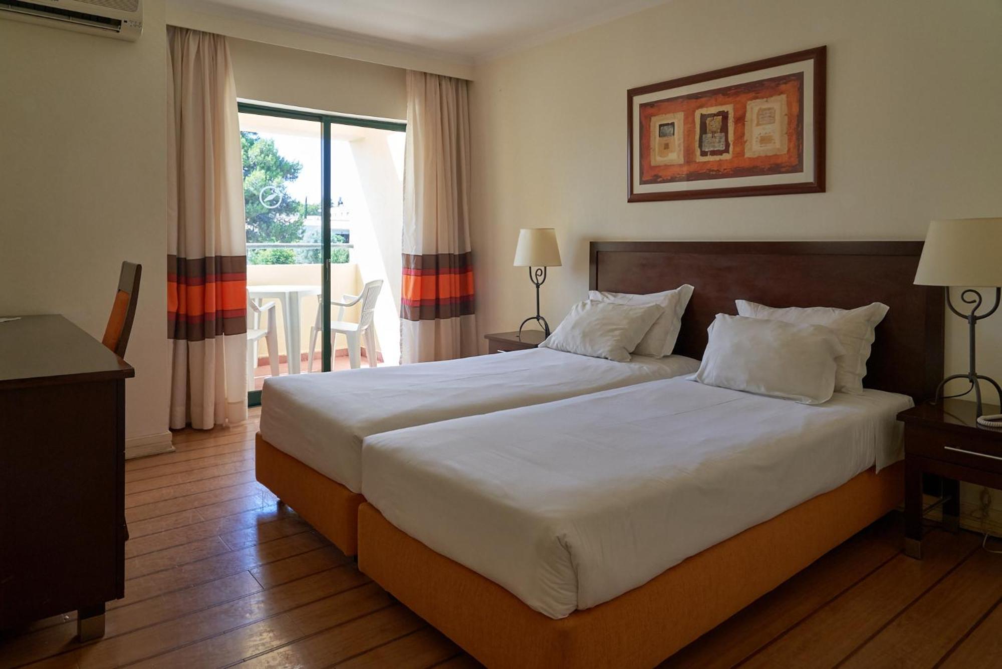 Hotel The Navigator Alvor Esterno foto